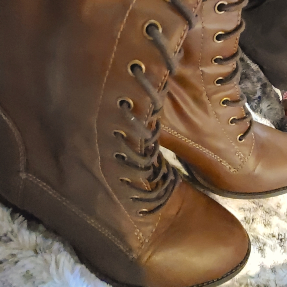 Madden lace up boots